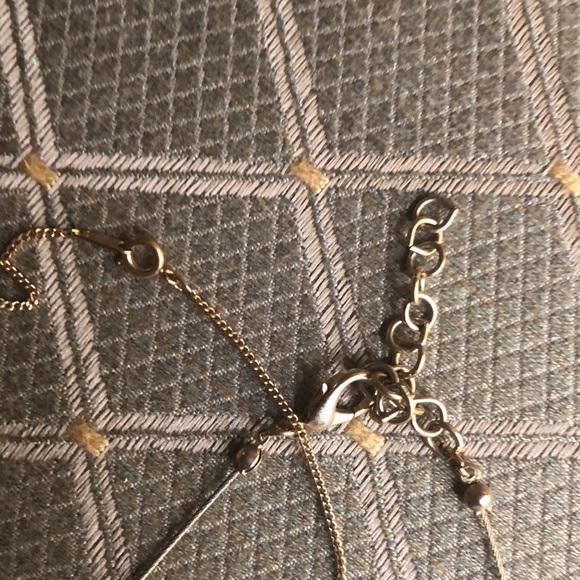 Two blingy gold tone necklaces - Picture 4 of 4